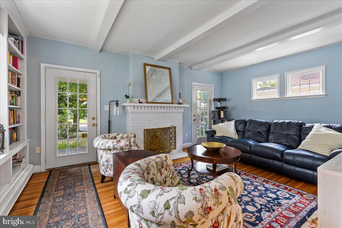 3016 Nottingham Way Hamilton, NJ 08619 - Photo 8 of 33 Gallery Image 8