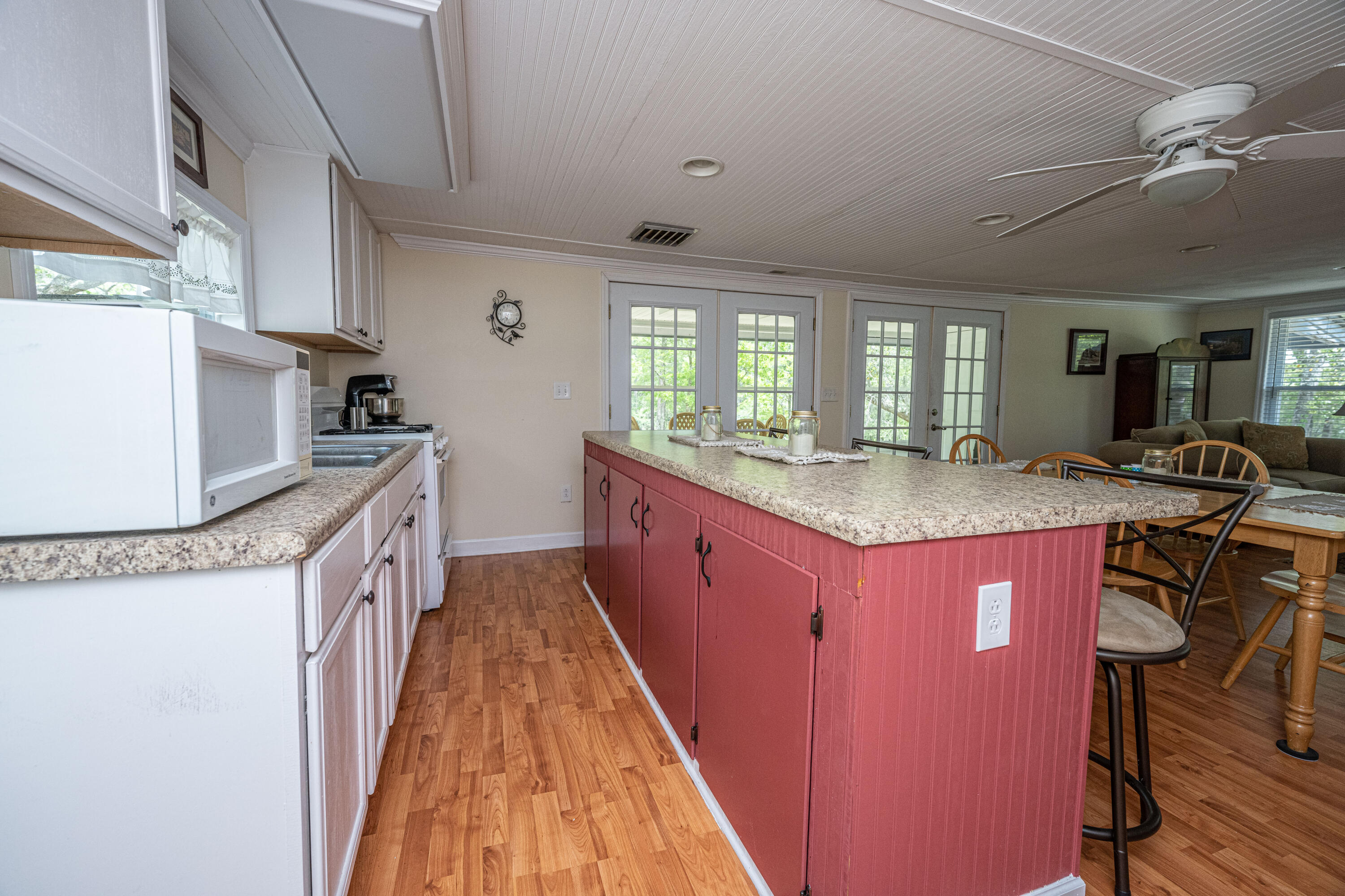 100 Hannibal Drive Ridgeville, SC 29472 - Photo 17 of 38 White Cabinets