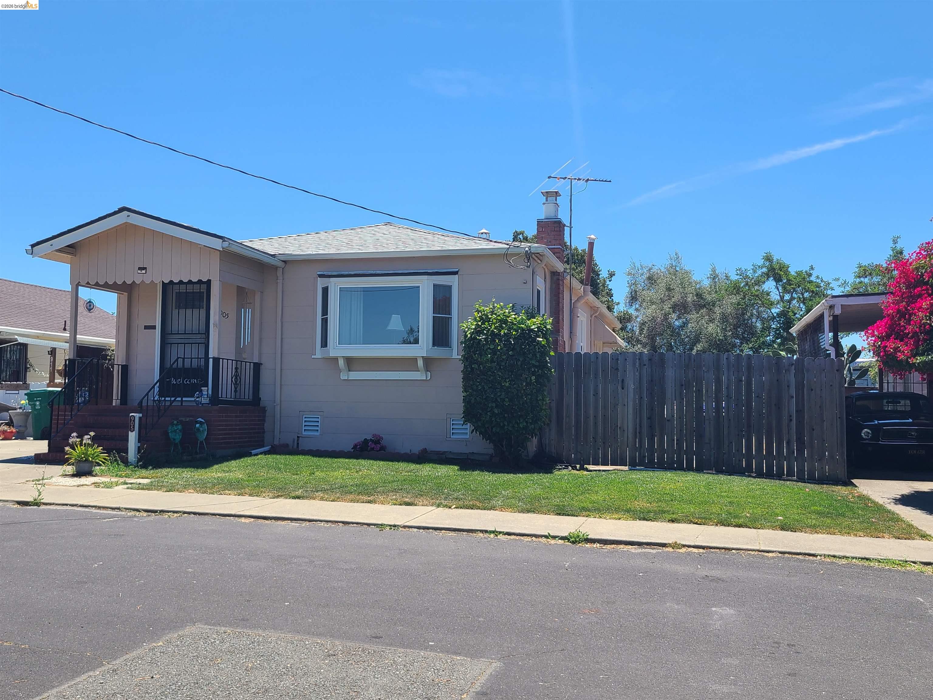 905 First Street Rodeo, CA 94572 - Photo 4 of 67