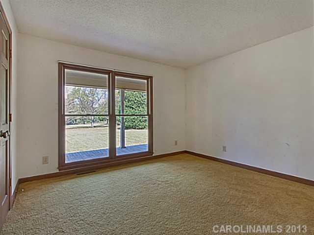 8601 Crestview Road Waxhaw, NC 28173 - Photo 10 of 16 Gallery Image 10