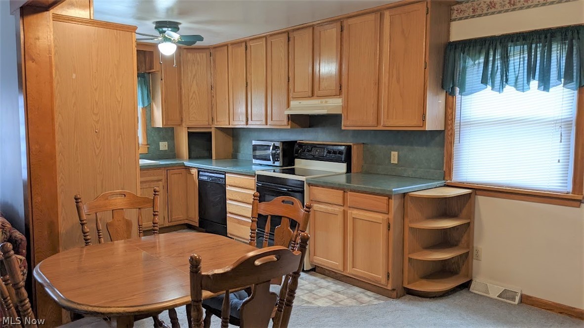 2841 Farmdale Road Akron, OH 44312 - Photo 6 of 22 Dining area toward kitchen