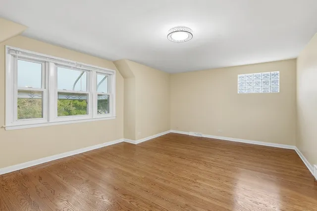 $2,000 | 3840 South Wolcott Avenue, Unit 2, Chicago, IL 60609