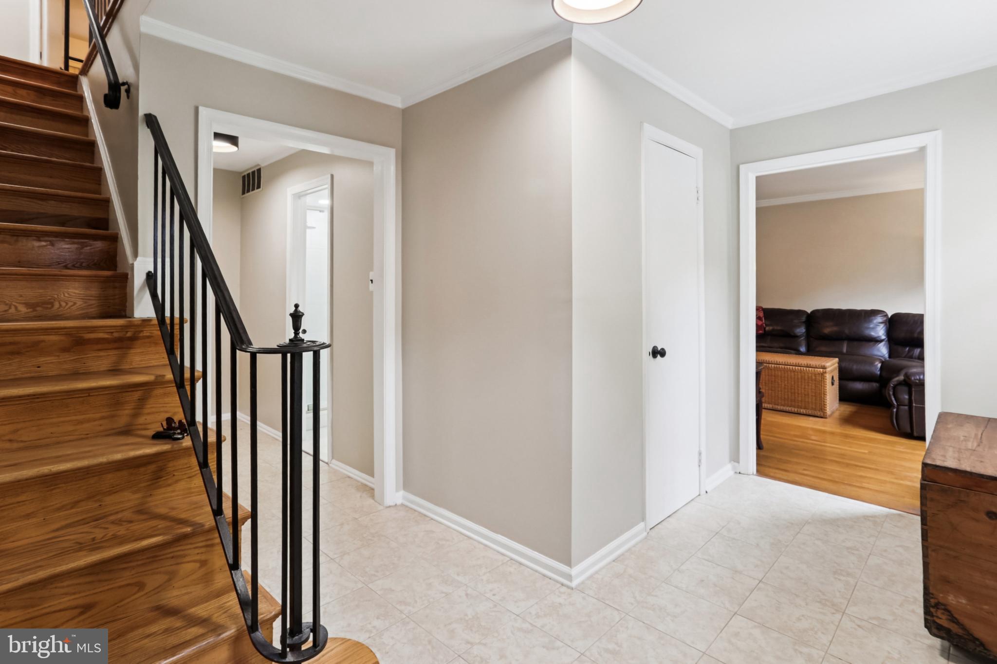 10233 Gainsborough Road Potomac, MD 20854 - Photo 6 of 50 a view of a hallway view with staircase