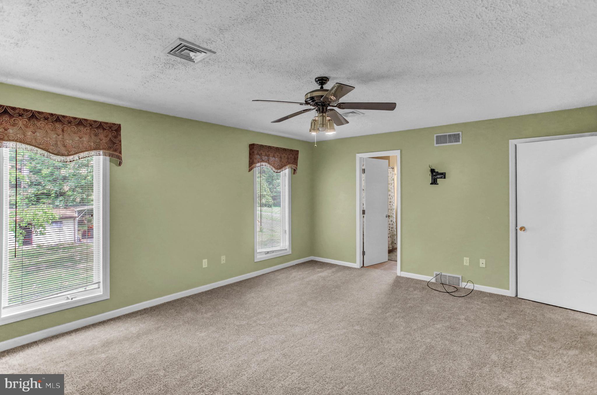 456 Old Stage Road Lewisberry, PA 17339 - Photo 7 of 50 Gallery Image 7