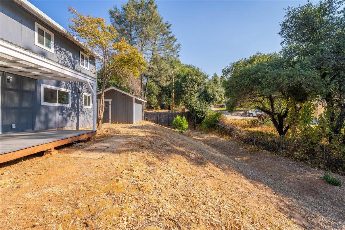 12707 Williamson Road Redding, CA 96003 - Photo 31 of 44 Backyard