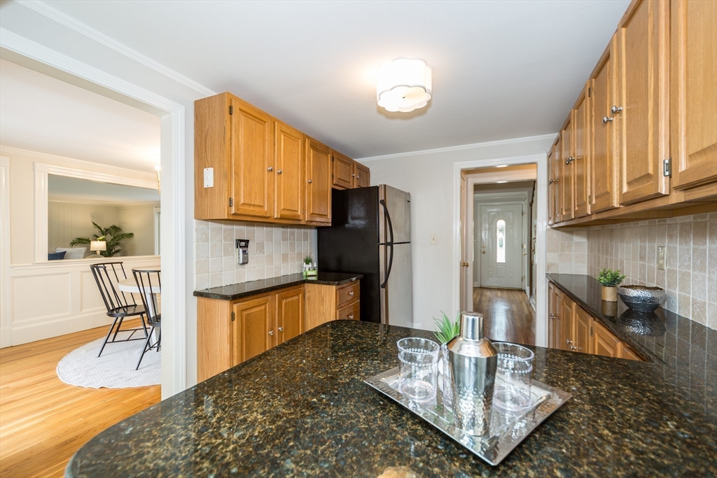 6 Gilbert Road Natick, MA 01760 - Photo 21 of 40