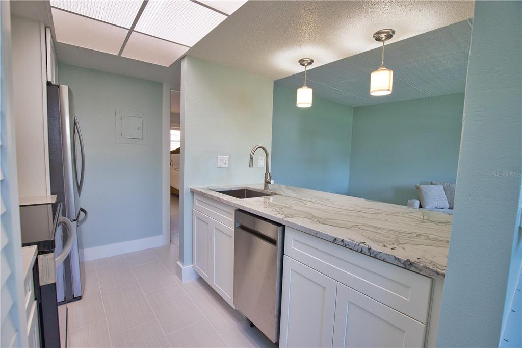 902 Gibbs Road, Unit 184 Venice, FL 34285 - Photo 13 of 49