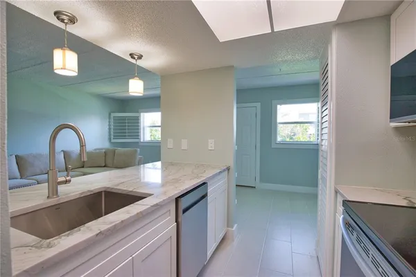 $385,000 | 902 Gibbs Road, Unit 184, Venice, FL 34285