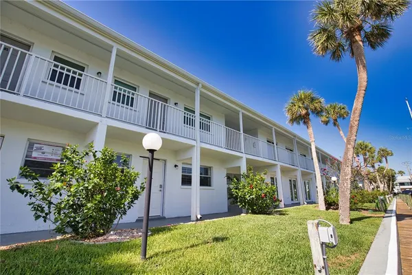 $385,000 | 902 Gibbs Road, Unit 184, Venice, FL 34285