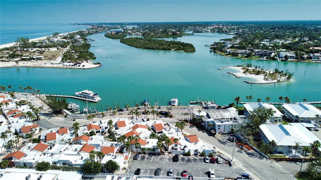 902 Gibbs Road, Unit 184 Venice, FL 34285 - Photo 39 of 49