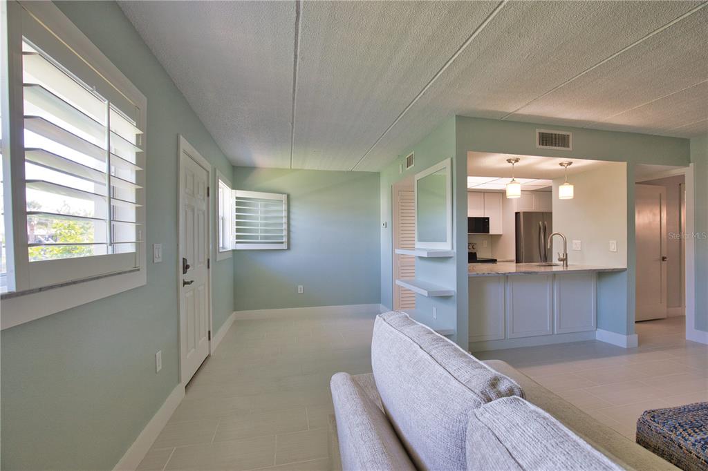 902 Gibbs Road, Unit 184 Venice, FL 34285 - Photo 4 of 49