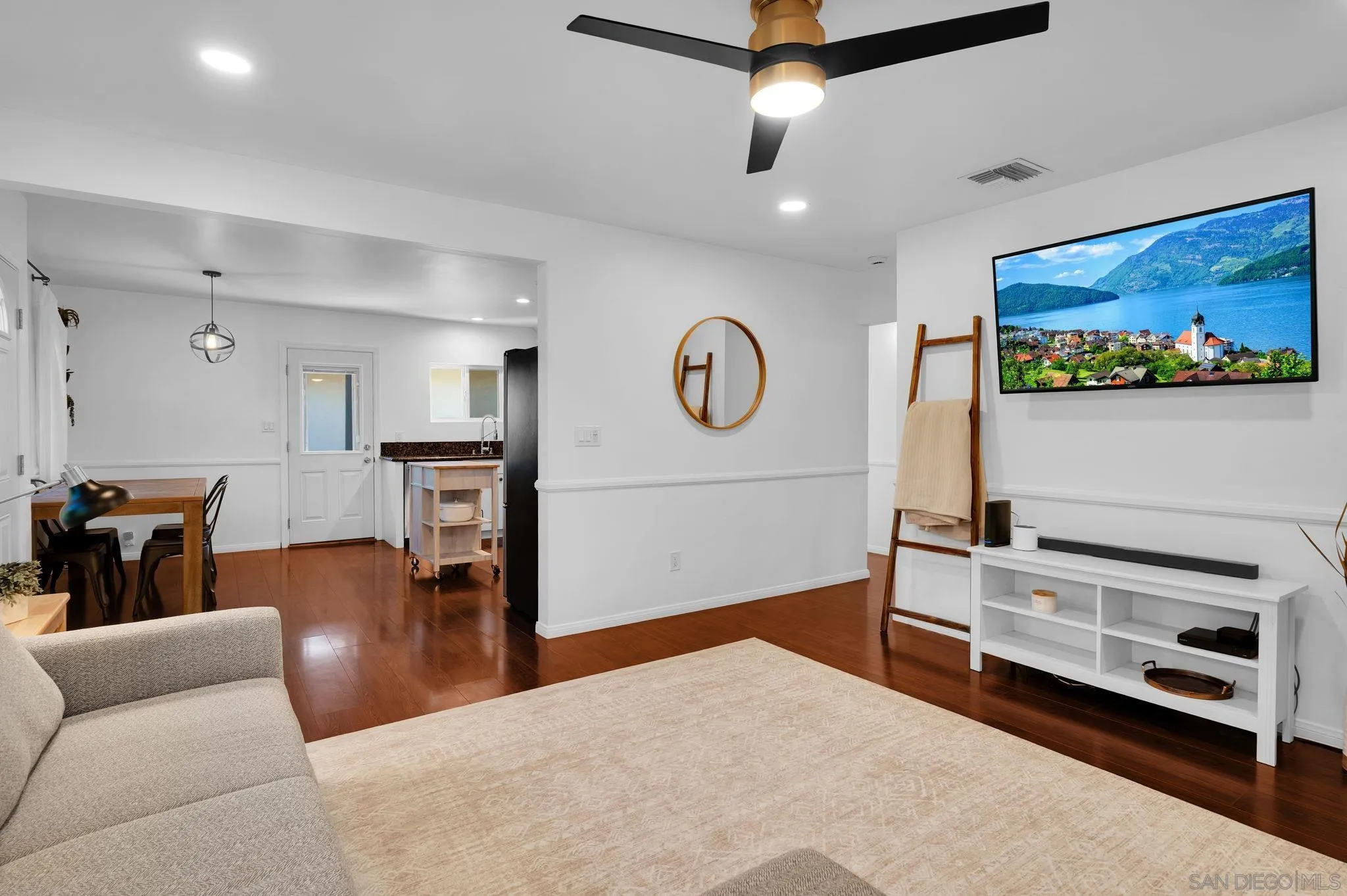 917 Chestnut Street Escondido, CA 92025 - Photo 11 of 45