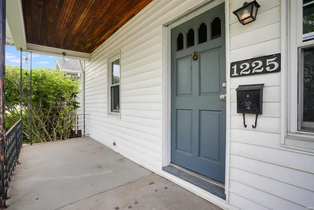 $94,900 | 1225 South Harlan Avenue, Evansville, IN 47714