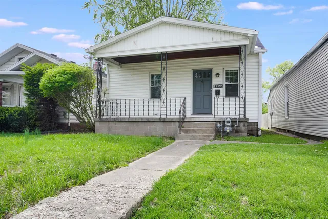 $94,900 | 1225 South Harlan Avenue, Evansville, IN 47714