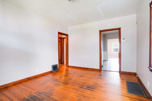 $94,900 | 1225 South Harlan Avenue, Evansville, IN 47714