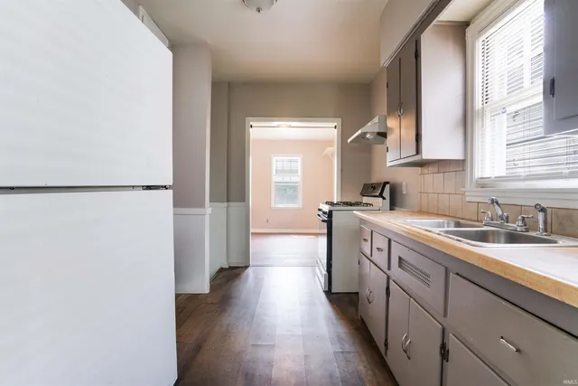 $94,900 | 1225 South Harlan Avenue, Evansville, IN 47714