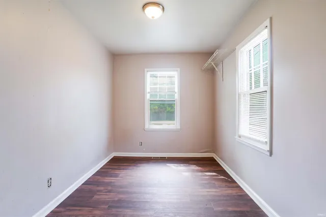 $94,900 | 1225 South Harlan Avenue, Evansville, IN 47714