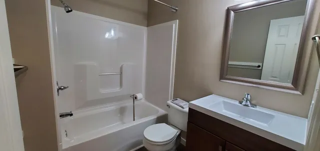 $1,250 | 220 East Spring Street, Unit A, Lebanon, TN 37087