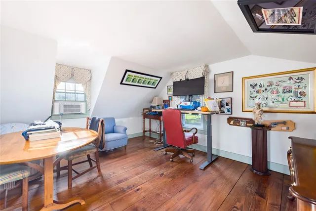 $10,000,000 | 2424 Tower Hill Road, North Kingstown, RI 02874