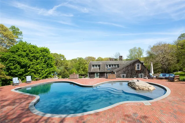 $10,000,000 | 2424 Tower Hill Road, North Kingstown, RI 02874