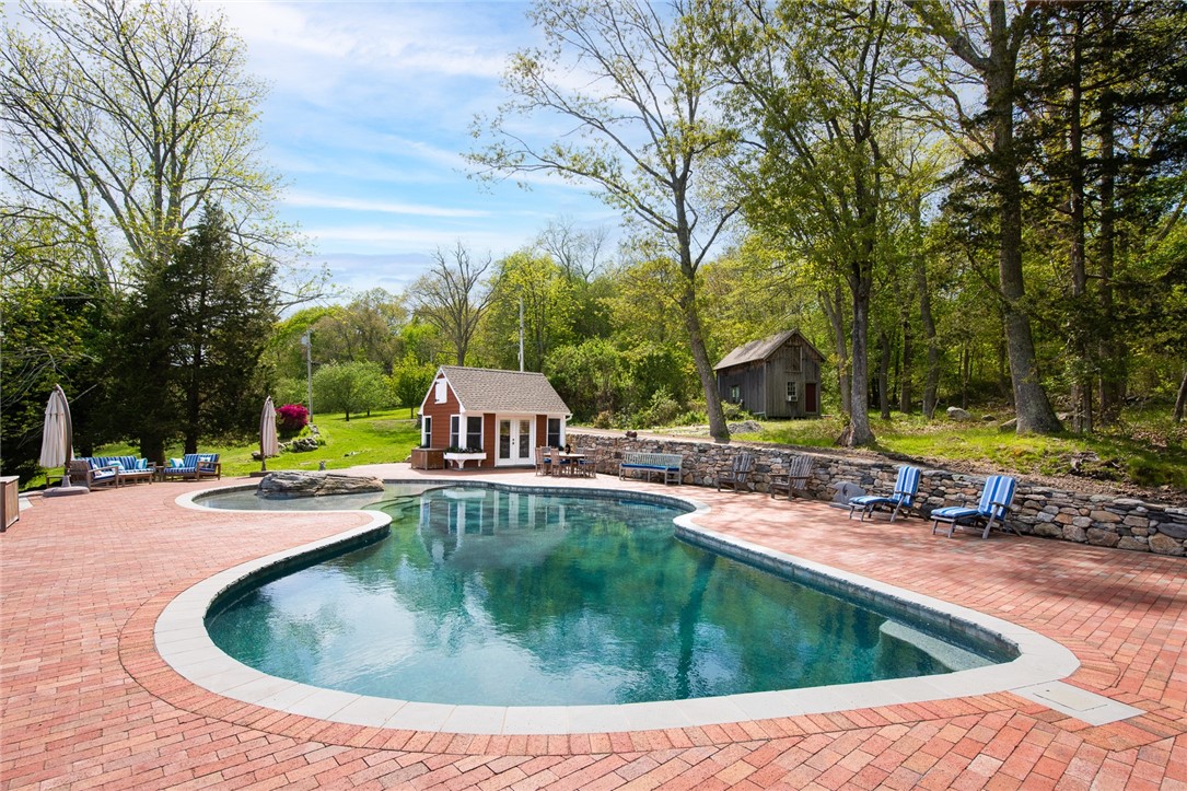 2424 Tower Hill Road North Kingstown, RI 02874 - Photo 28 of 47