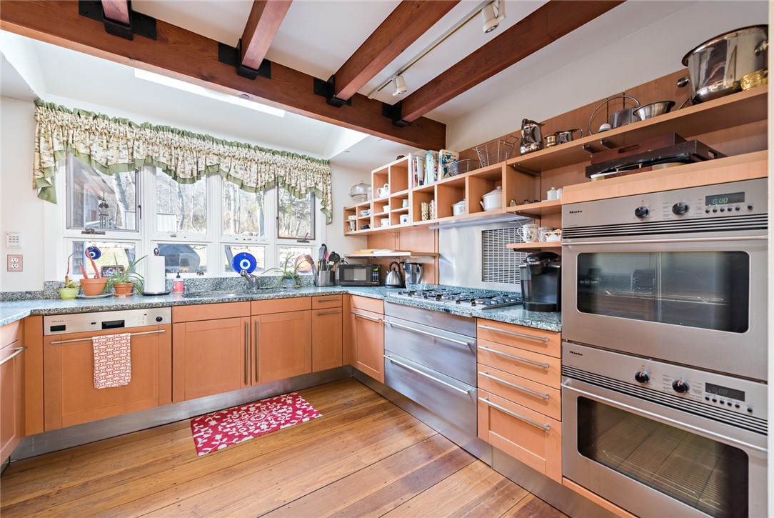 2424 Tower Hill Road North Kingstown, RI 02874 - Photo 7 of 47