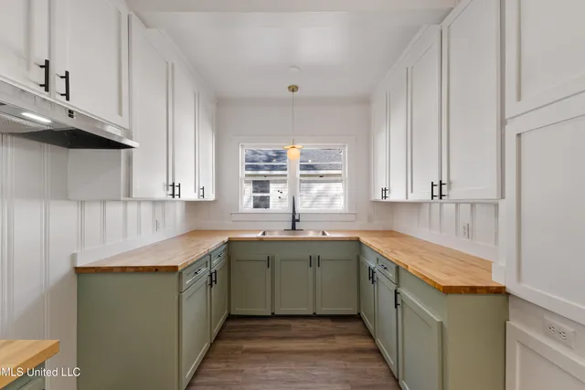 $179,900 | 1316 North 5th Avenue, Laurel, MS 39440