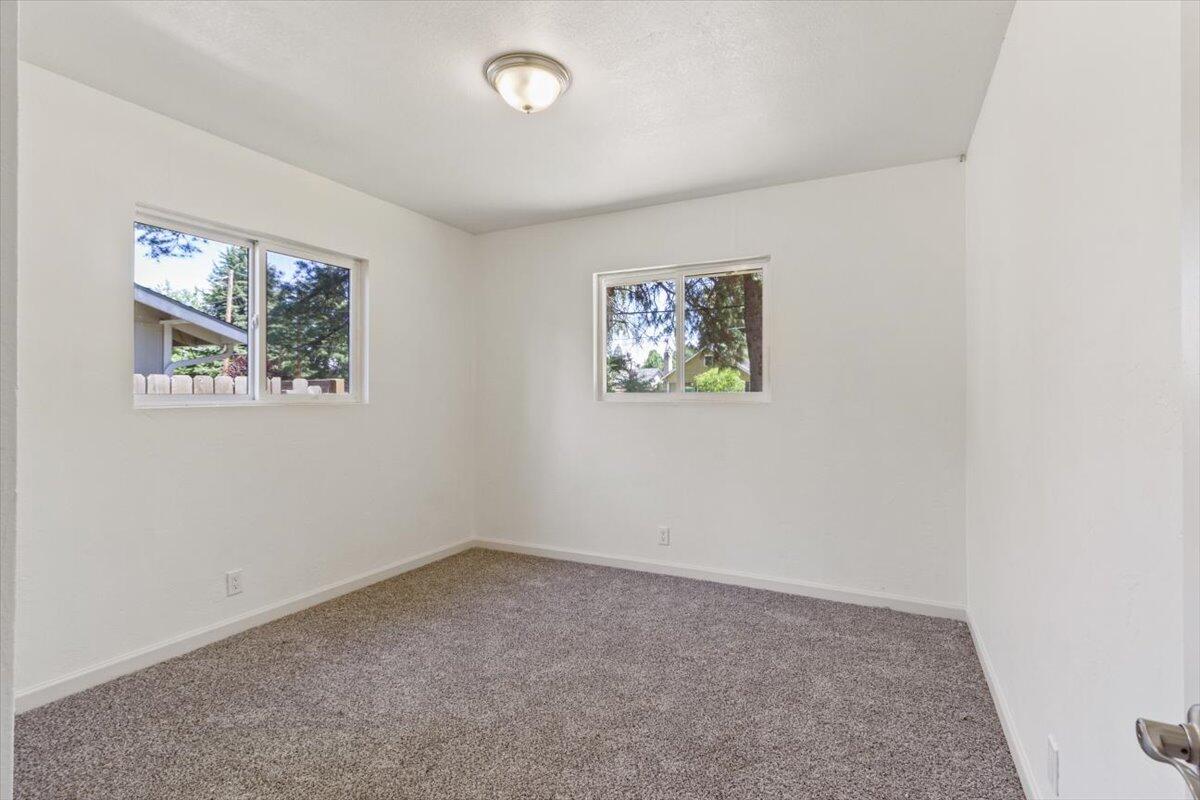 3395 Bursell Road Central Point, OR 97502 - Photo 27 of 45 Gallery Image 27