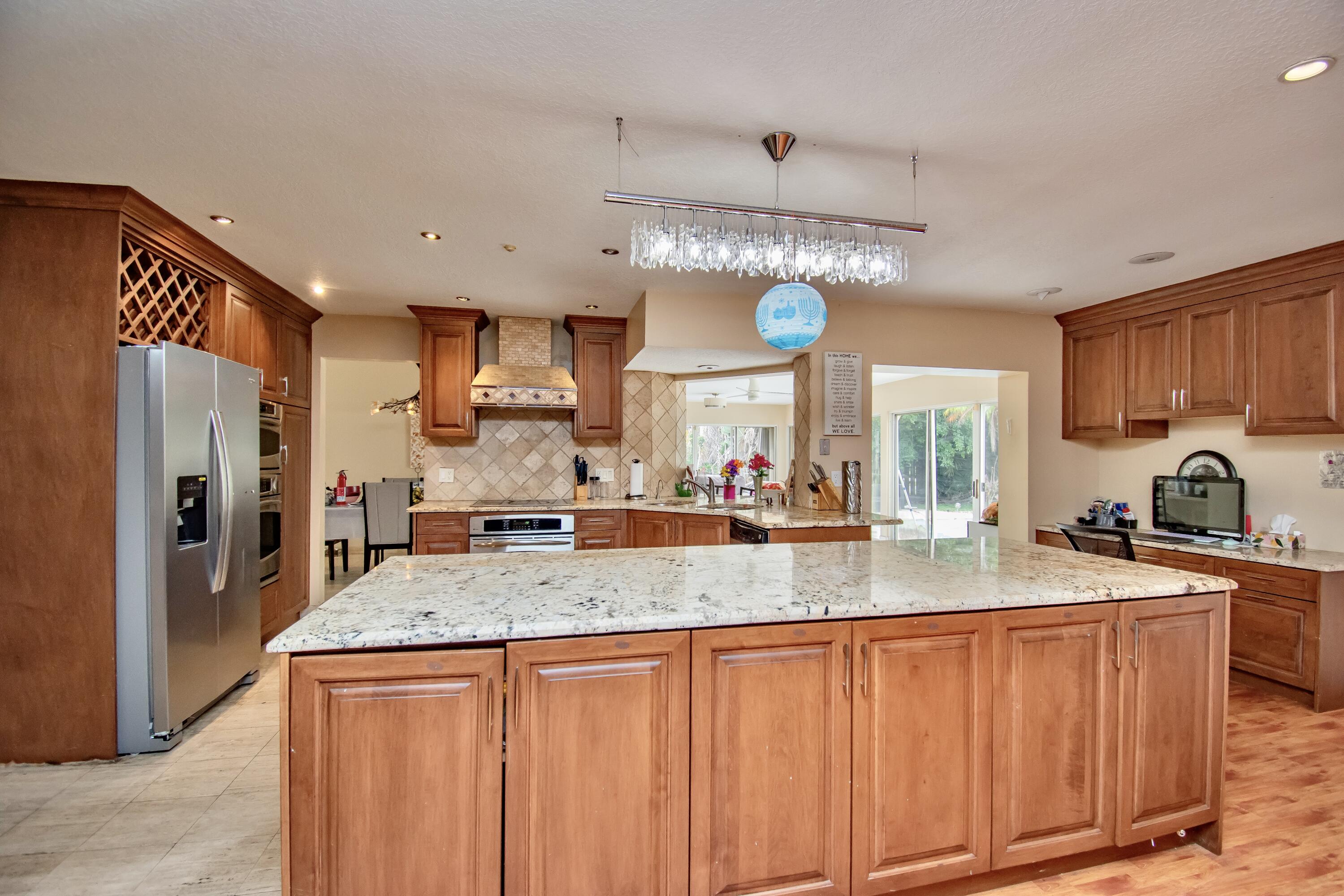 7455 San Clemente Place Boca Raton, FL 33433 - Photo 4 of 33 0111DC77-BF55-4CB0-995F-B2E90DC62145