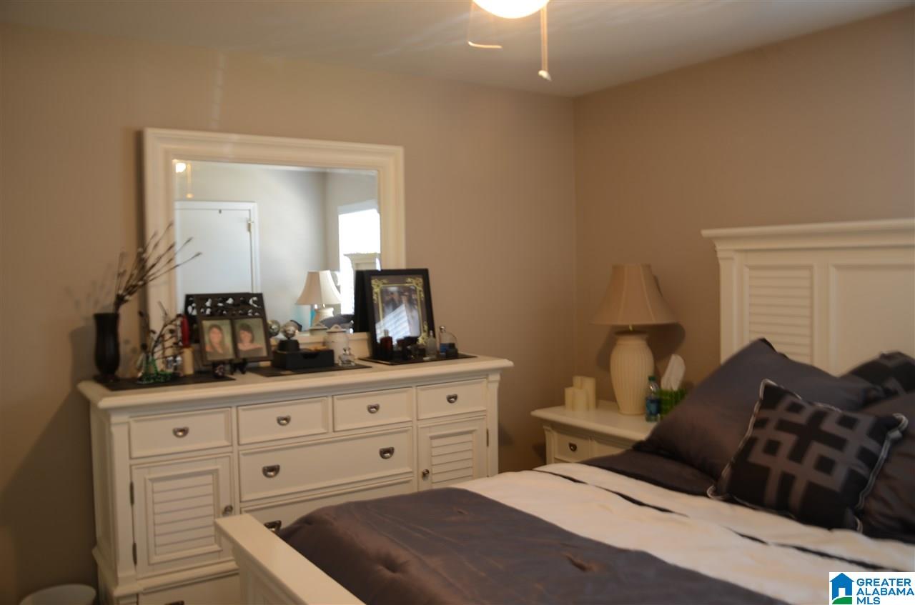 220 Gwin Avenue Bessemer, AL 35023 - Photo 10 of 24