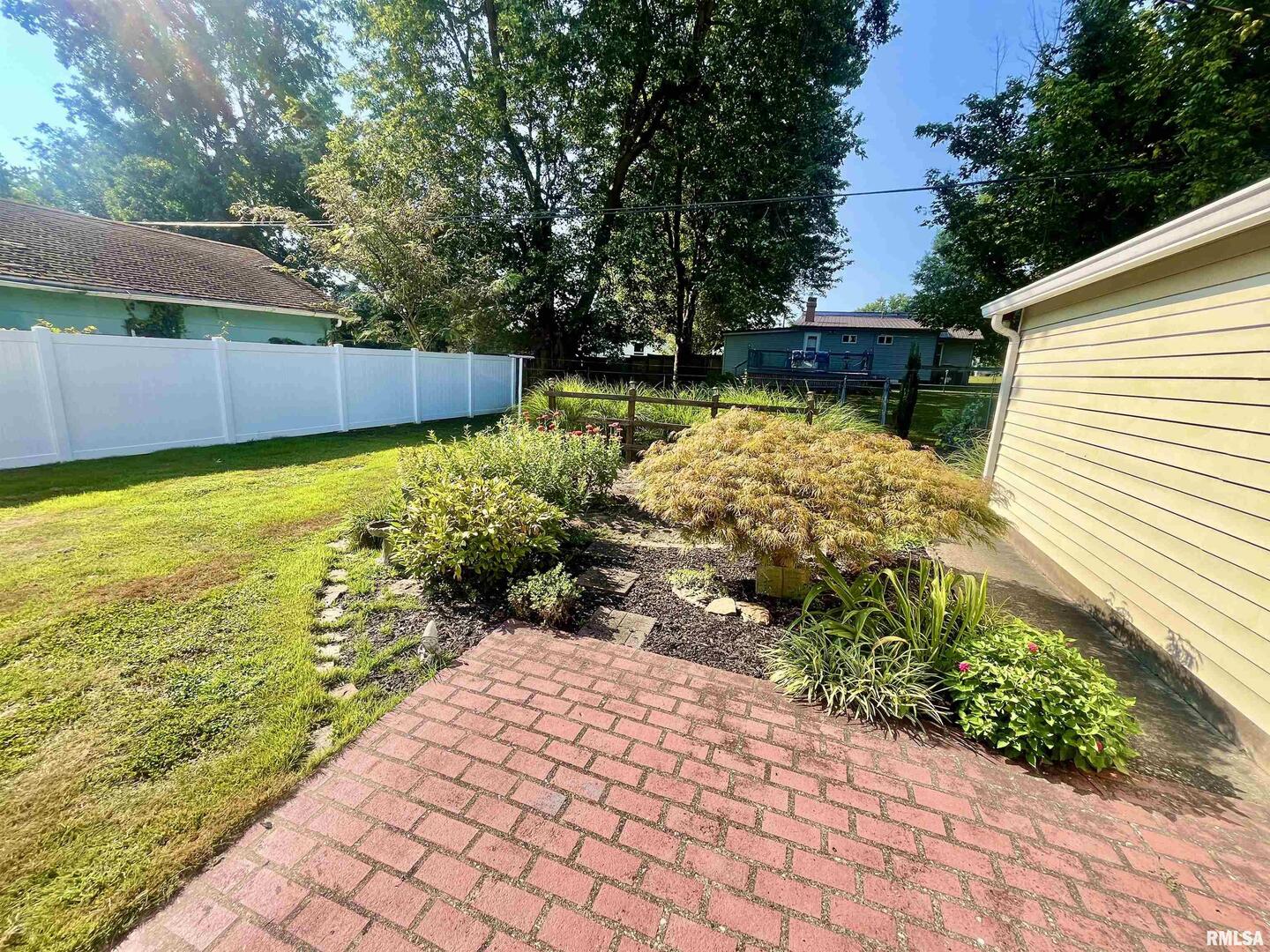 508 Hillcrest Street Metropolis, IL 62960 - Photo 4 of 33