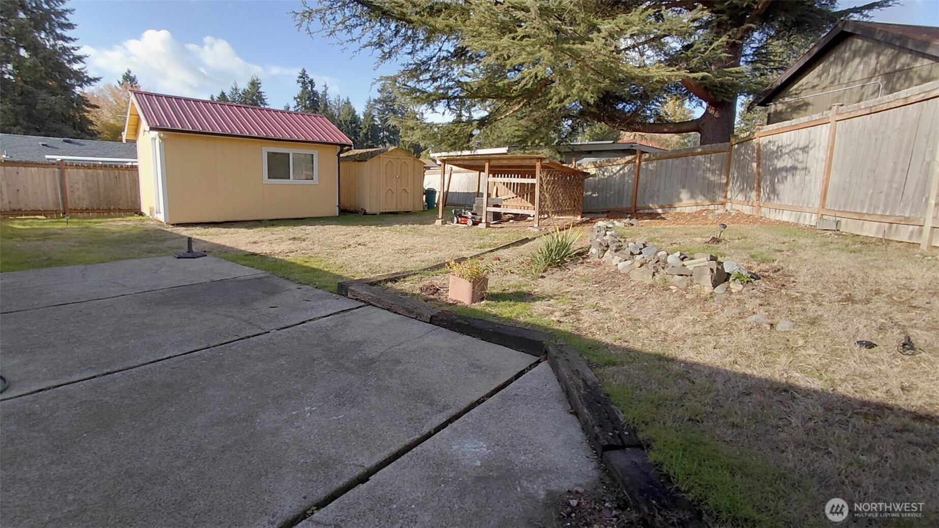 613 South 318th Place Federal Way, WA 98003 - Photo 17 of 17 a view of a house with a snow on the road