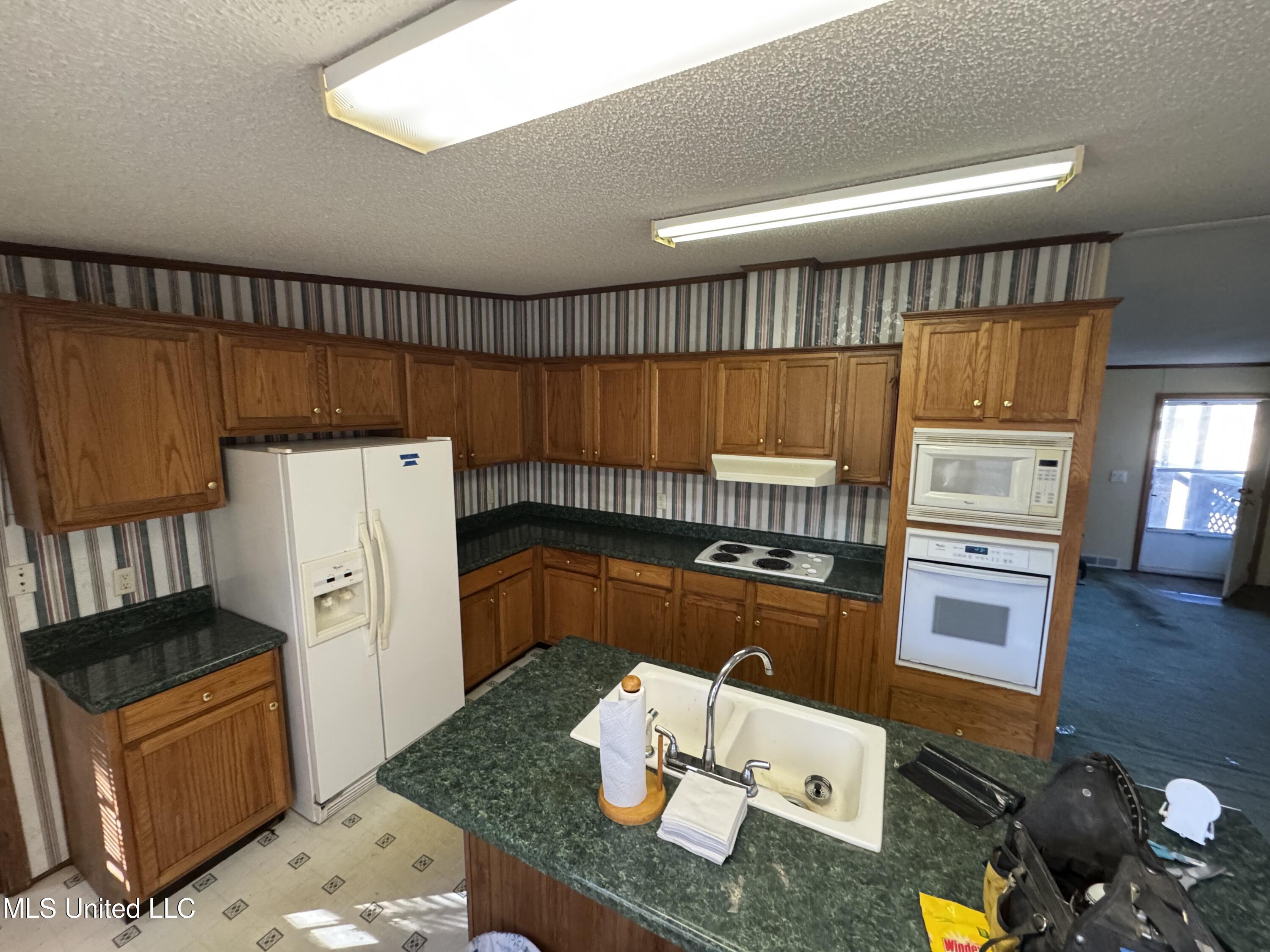 2041 King Road Southaven, MS 38672 - Photo 22 of 22 IMG_4250