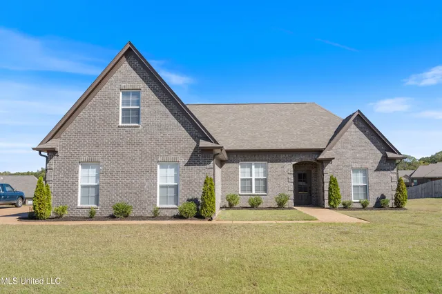 $329,900 | 116 Honor Cove, Senatobia, MS 38668