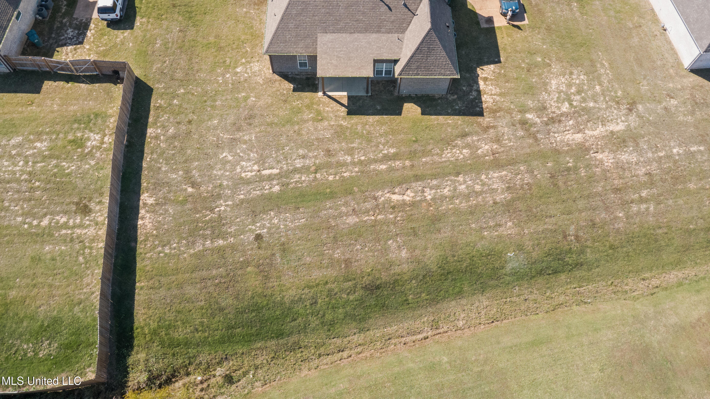 116 Honor Cove Senatobia, MS 38668 - Photo 27 of 31 27_dji_0035
