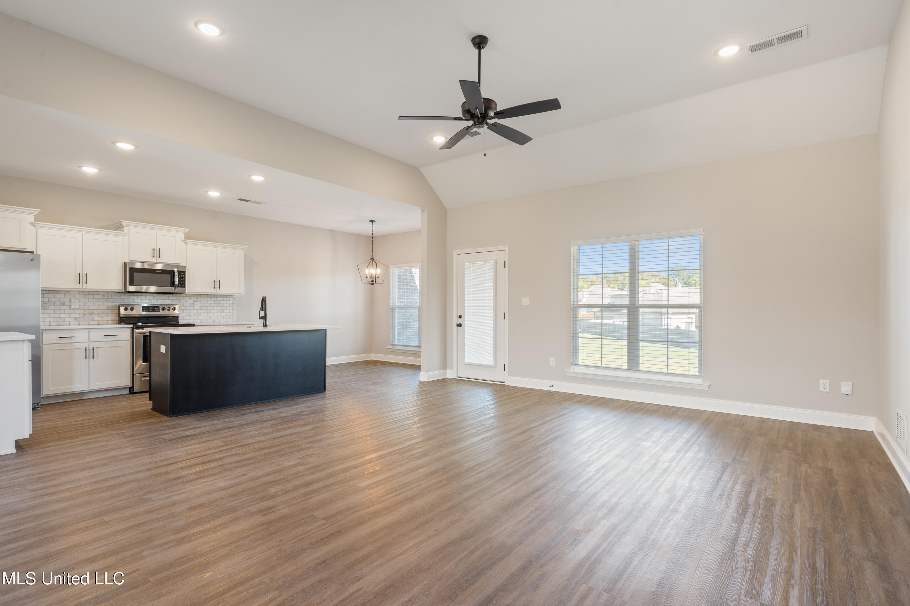 116 Honor Cove Senatobia, MS 38668 - Photo 9 of 31 9__dsc5537