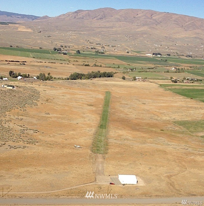 508 Freimuth Road Selah, WA 98942 - Photo 1 of 1 a view of an ocean and beach