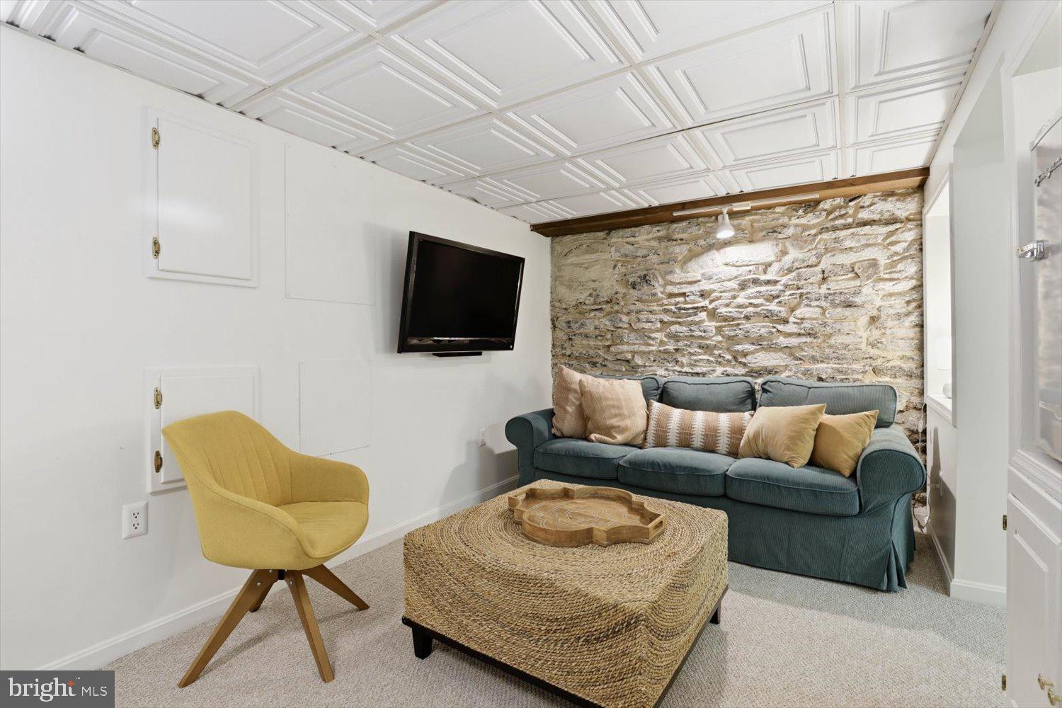 135 South Cedar Street Lititz, PA 17543 - Photo 33 of 52