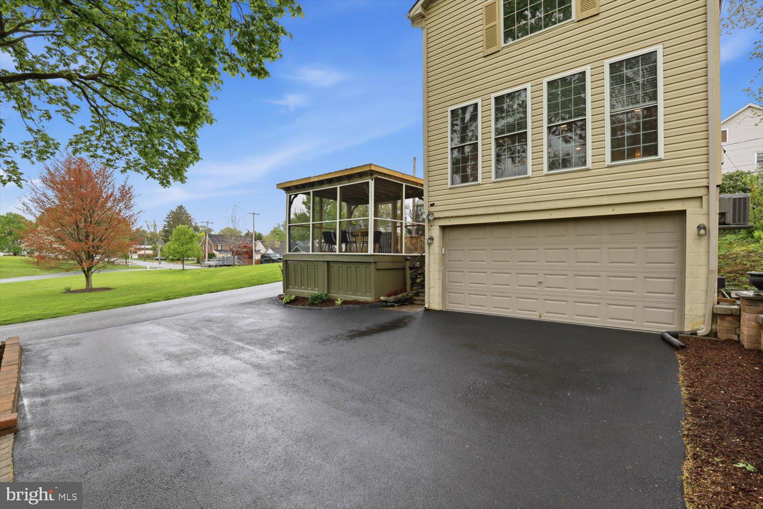 135 South Cedar Street Lititz, PA 17543 - Photo 43 of 52
