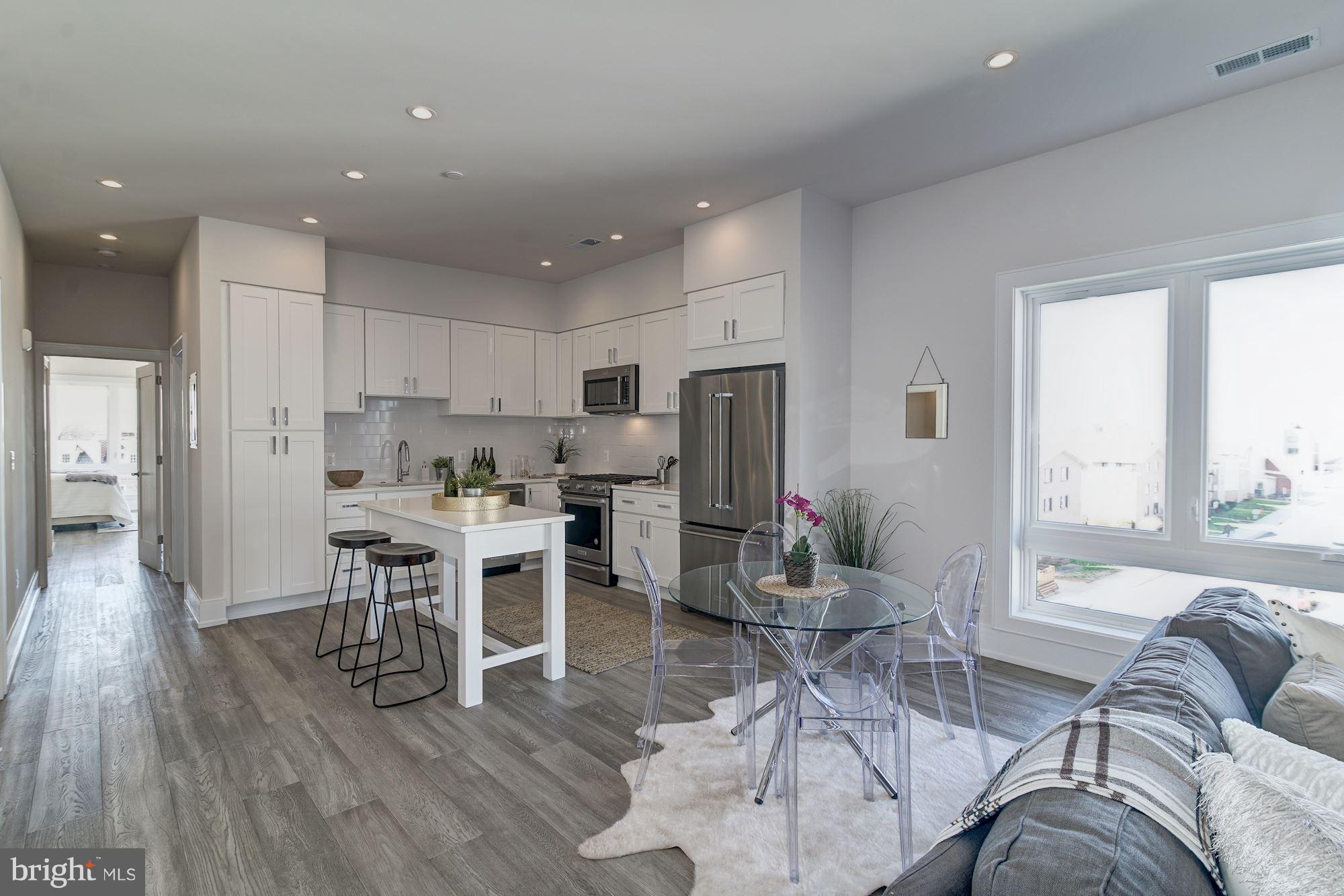 525 Park Road Northwest, Unit 303 Washington, DC 20010 - Photo 2 of 16 Fun space for entertaining - photo of similar unit