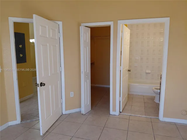 $1,925 | 83 Northeast 13th Street, Unit 15, Homestead, FL 33030