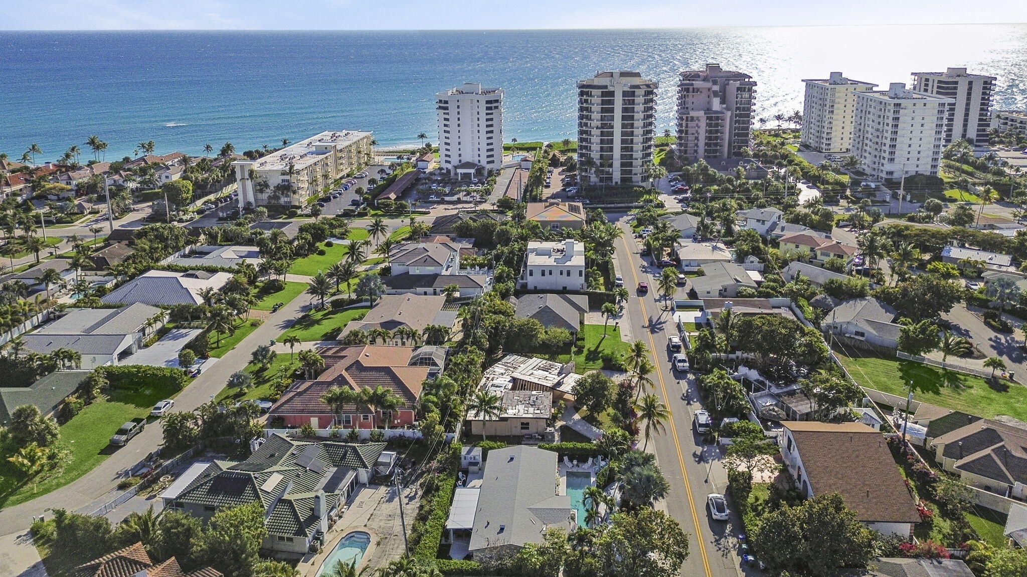 471 Mars Way Juno Beach, FL 33408 - Photo 2 of 29 an aerial view of multiple house