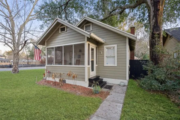 $325,000 | 250 Orange Place, Maitland, FL 32751