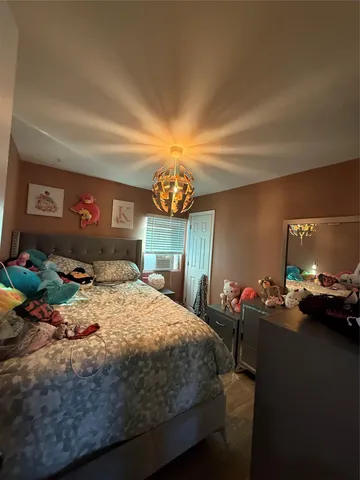 $574,999 | 17 Hampton Road, Shirley, NY 11967