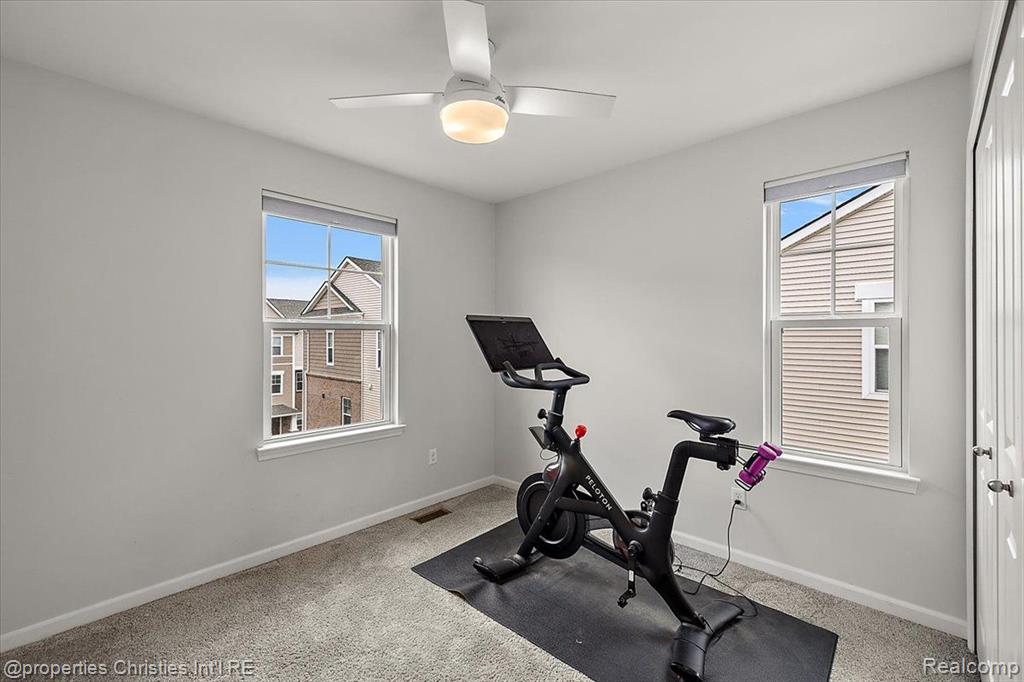 2500 Normandy Road, Unit 50 Royal Oak, MI 48073 - Photo 30 of 39