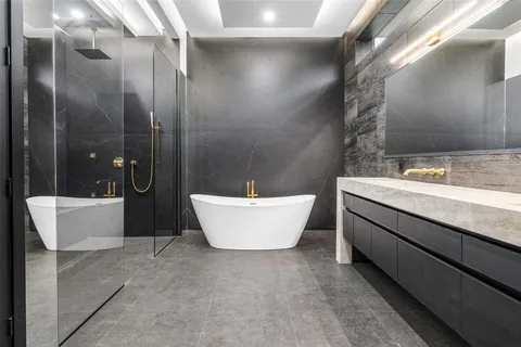 $4,995,000 | 6676 Northwest 66th Way, Parkland, FL 33067