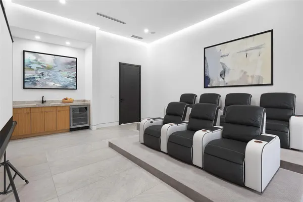 $4,995,000 | 6676 Northwest 66th Way, Parkland, FL 33067