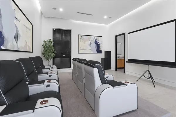 $4,995,000 | 6676 Northwest 66th Way, Parkland, FL 33067