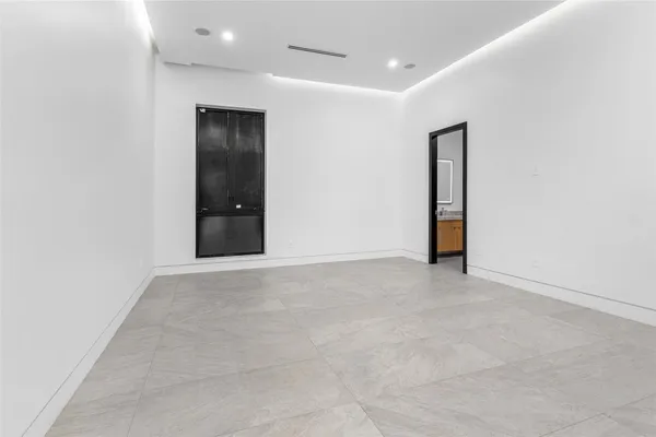 $4,995,000 | 6676 Northwest 66th Way, Parkland, FL 33067
