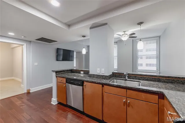 $150,000 | 314 North Broadway, Unit 1405, St. Louis, MO 63102